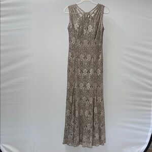 Elegant Lace Evening Gown